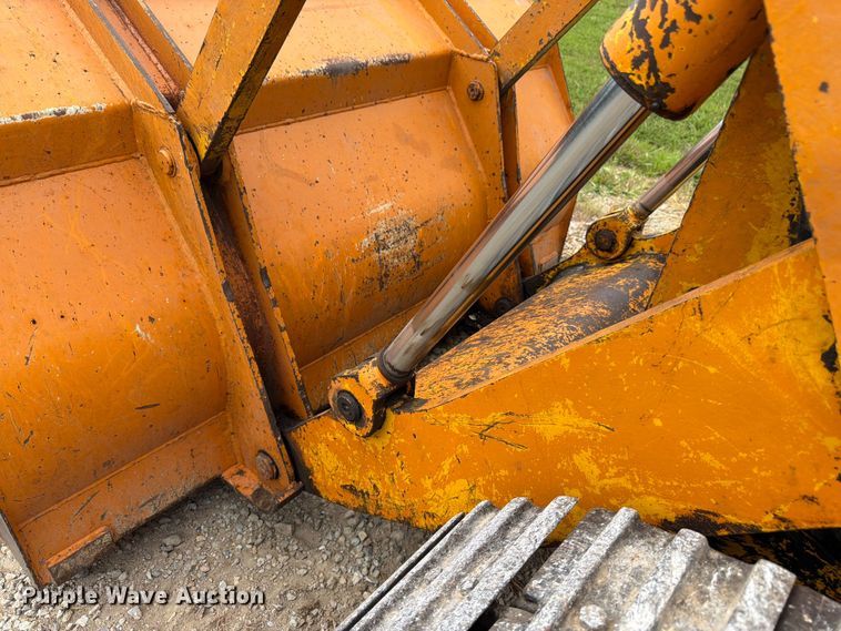 image for item FK3233 1974 Case D450 track loader