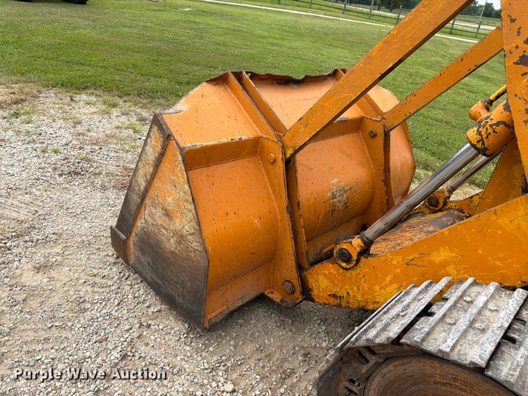 image for item FK3233 1974 Case D450 track loader