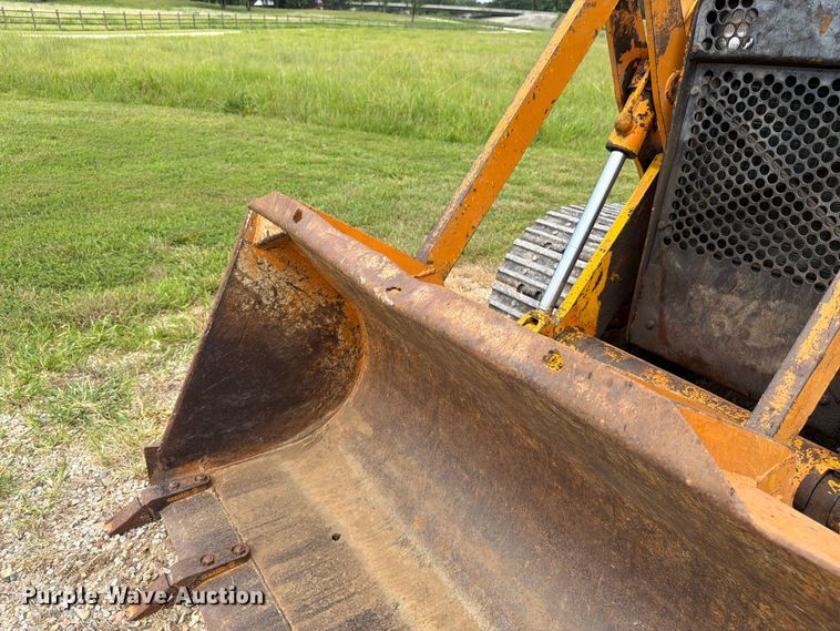 image for item FK3233 1974 Case D450 track loader