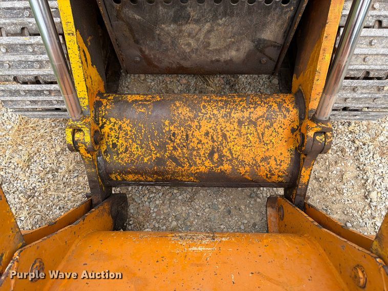 image for item FK3233 1974 Case D450 track loader