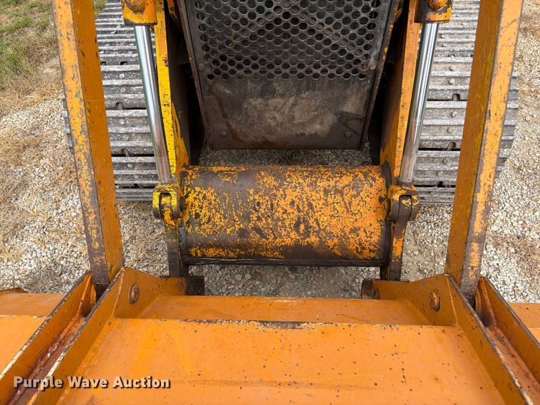 image for item FK3233 1974 Case D450 track loader