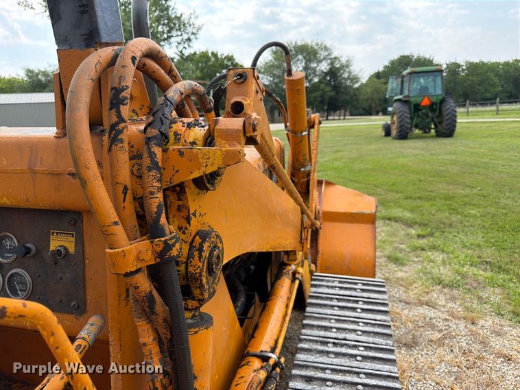 image for item FK3233 1974 Case D450 track loader