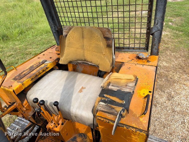 image for item FK3233 1974 Case D450 track loader