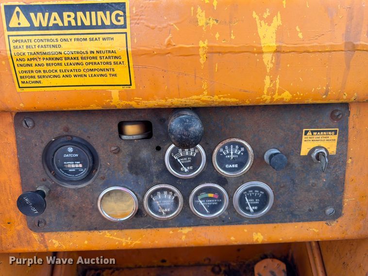 image for item FK3233 1974 Case D450 track loader