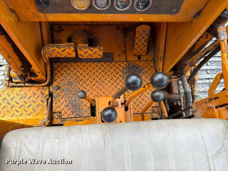image for item FK3233 1974 Case D450 track loader