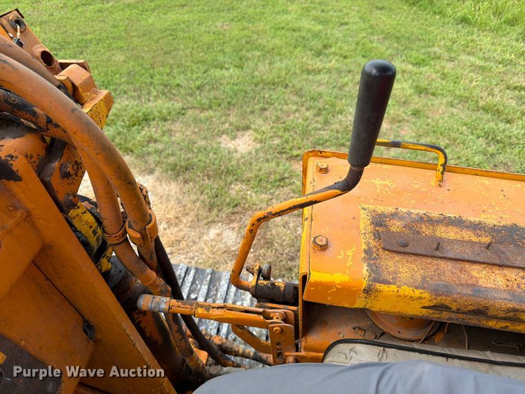 image for item FK3233 1974 Case D450 track loader