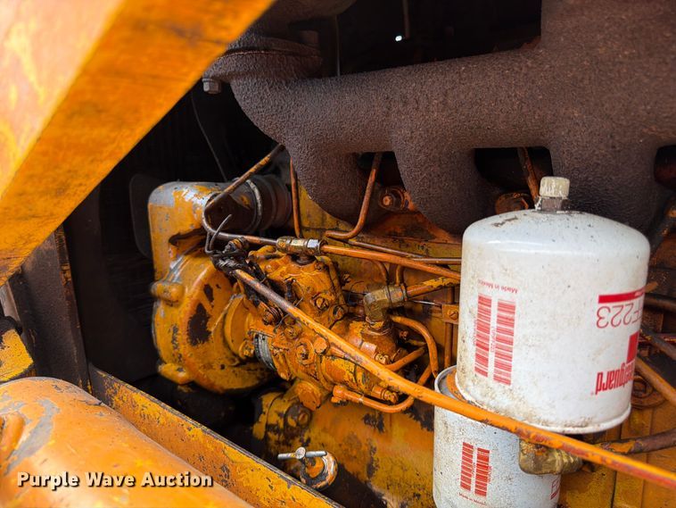 image for item FK3233 1974 Case D450 track loader