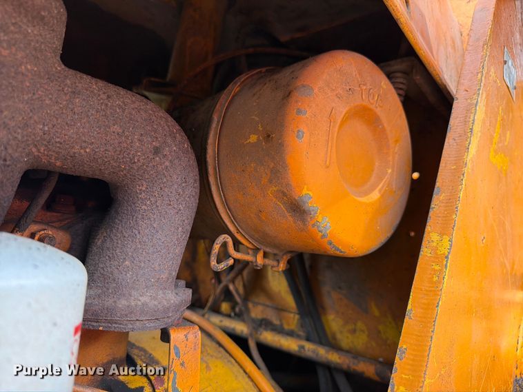 image for item FK3233 1974 Case D450 track loader