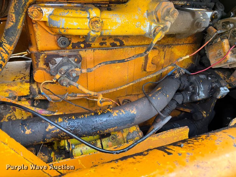 image for item FK3233 1974 Case D450 track loader