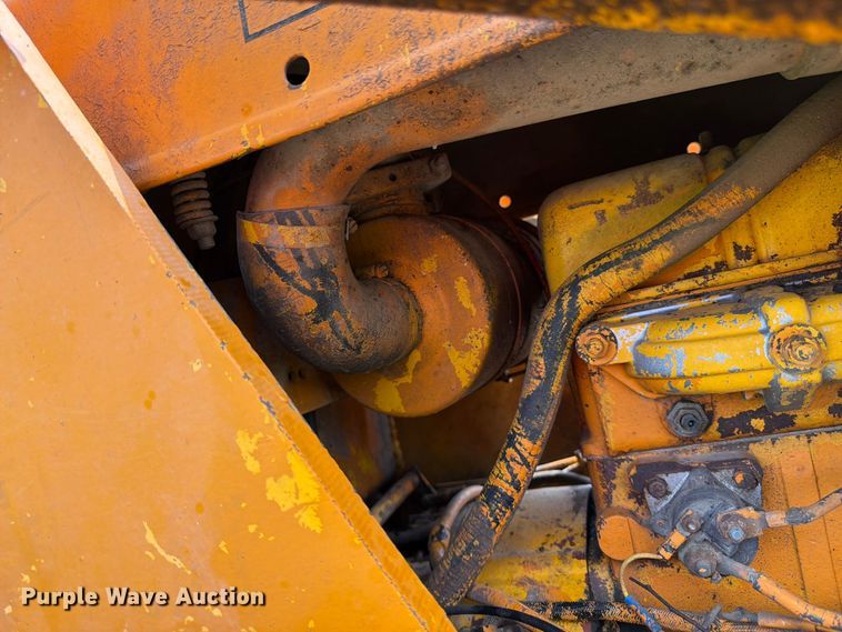 image for item FK3233 1974 Case D450 track loader