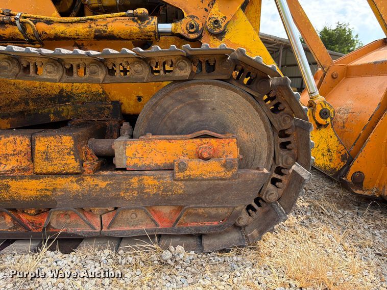 image for item FK3233 1974 Case D450 track loader