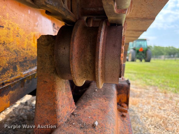 image for item FK3233 1974 Case D450 track loader