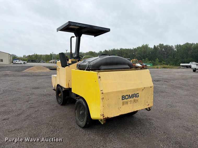 image for item FK3266 Bomag BW11RH pneumatic roller