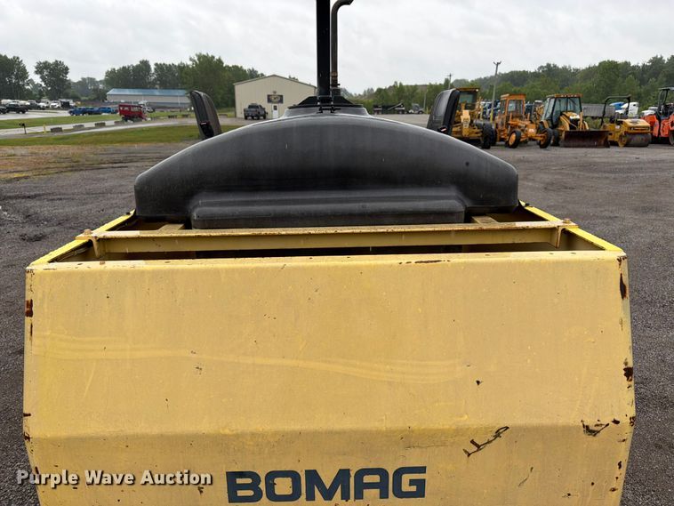 image for item FK3266 Bomag BW11RH pneumatic roller
