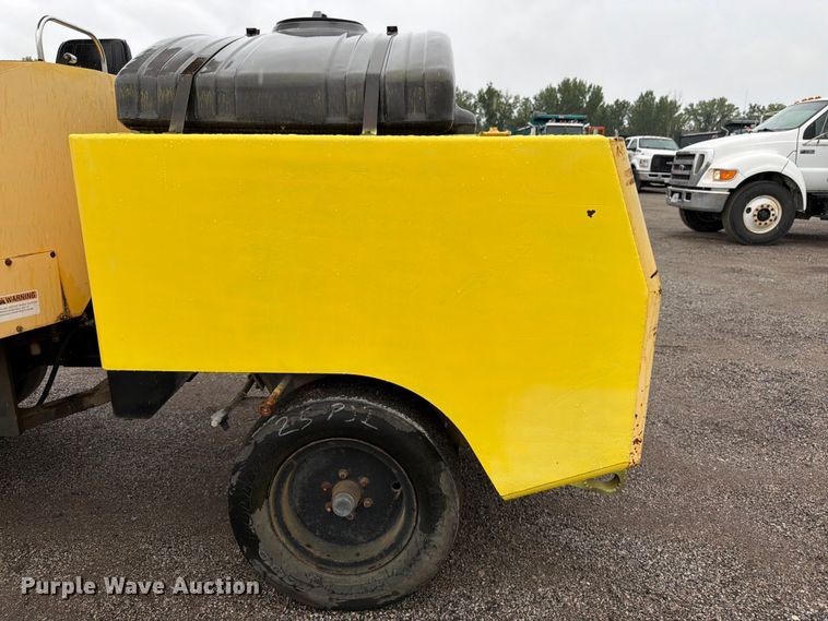 image for item FK3266 Bomag BW11RH pneumatic roller