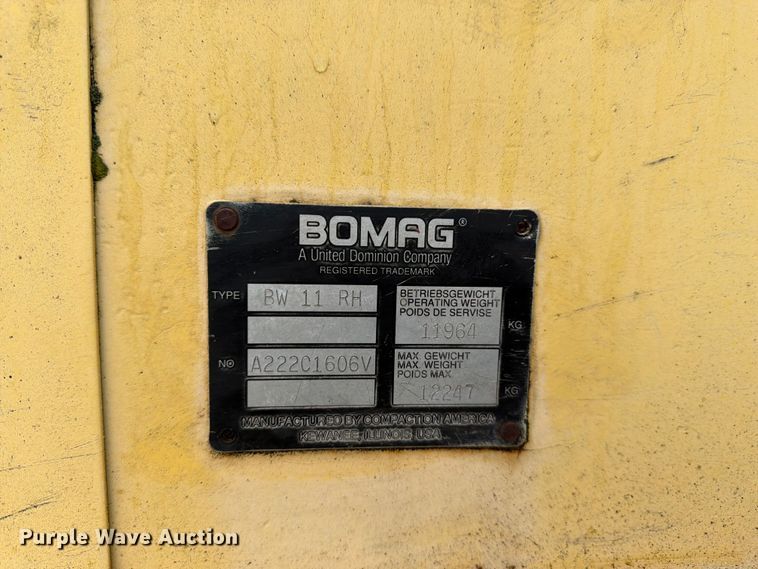 image for item FK3266 Bomag BW11RH pneumatic roller