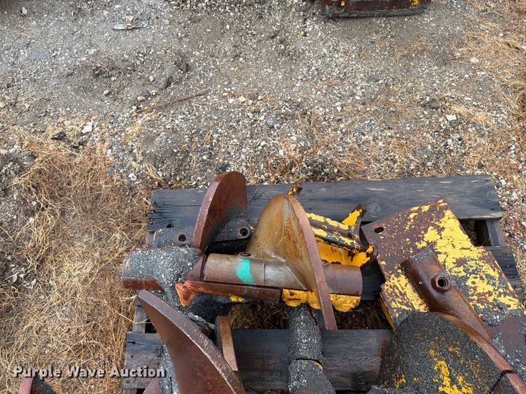 image for item FK3267 Paving attachments