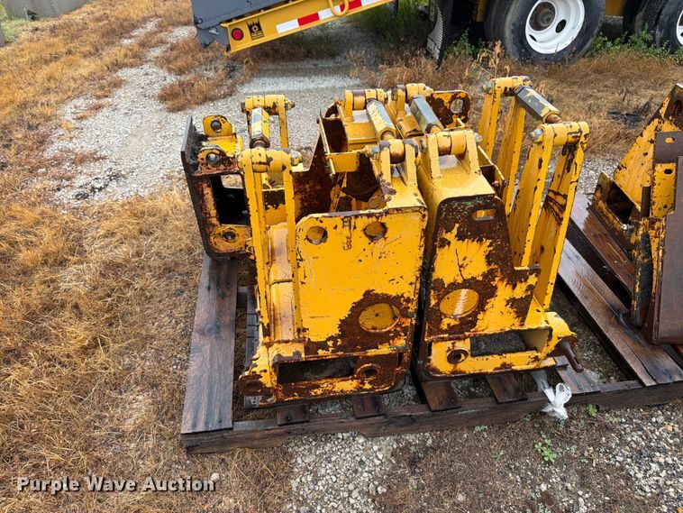 image for item FK3267 Paving attachments
