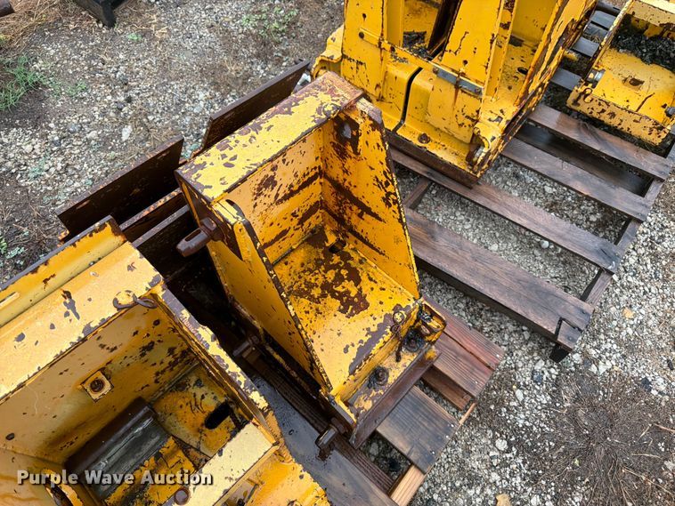 image for item FK3267 Paving attachments