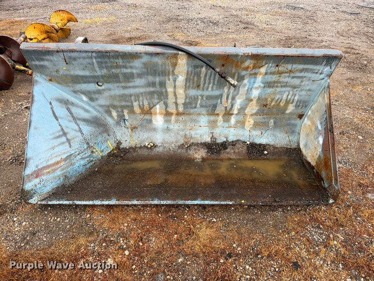 image for item FK3268 Schaeff SKS2 side dump bucket