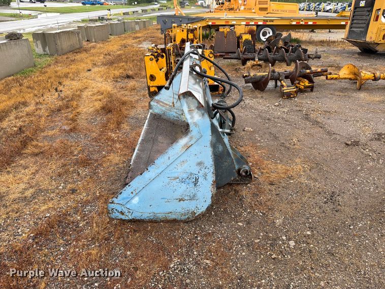 image for item FK3268 Schaeff SKS2 side dump bucket