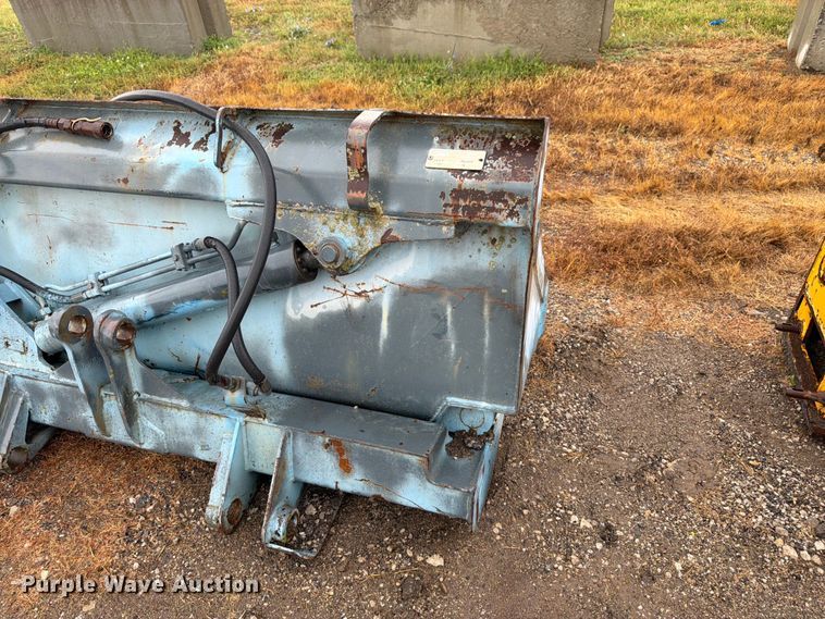 image for item FK3268 Schaeff SKS2 side dump bucket