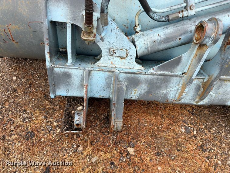 image for item FK3268 Schaeff SKS2 side dump bucket