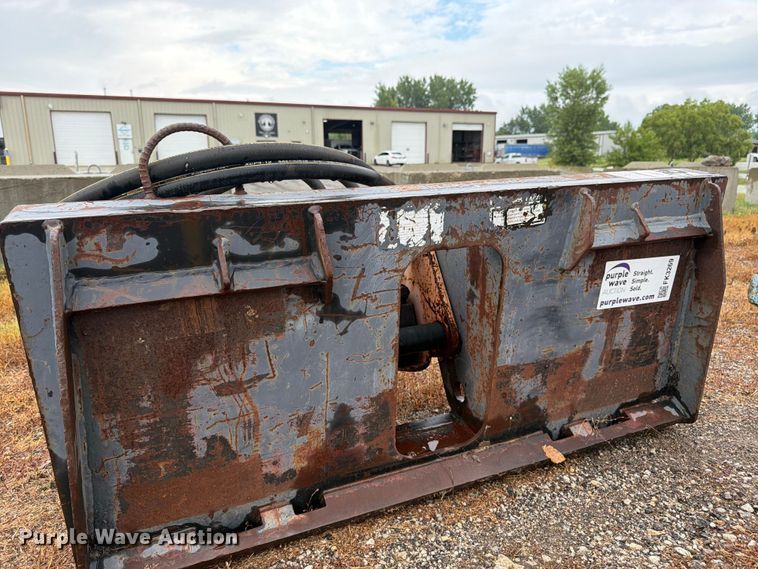 image for item FK3269 Stanley MB256 skid steer breaker