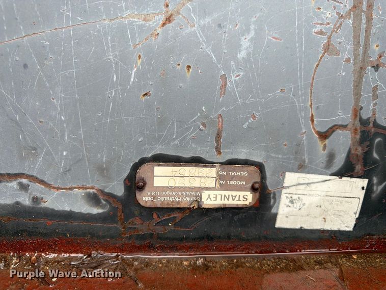 image for item FK3269 Stanley MB256 skid steer breaker