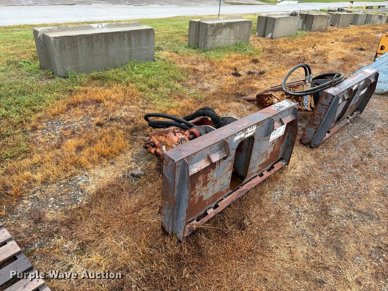 image for item FK3270 Stanley MB250 skid steer breaker