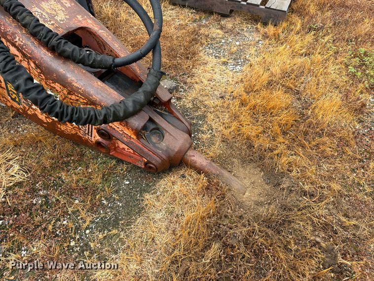 image for item FK3270 Stanley MB250 skid steer breaker