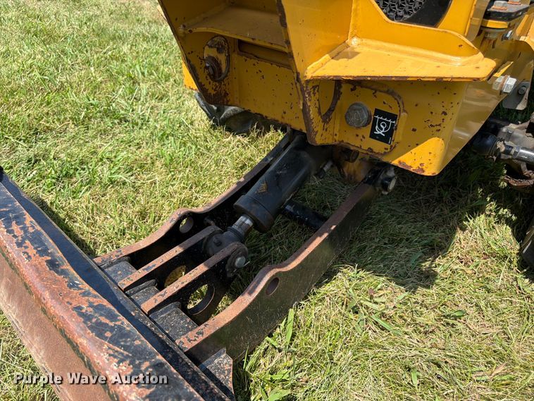 image for item FK3276 2014 Vermeer RTX450 trencher