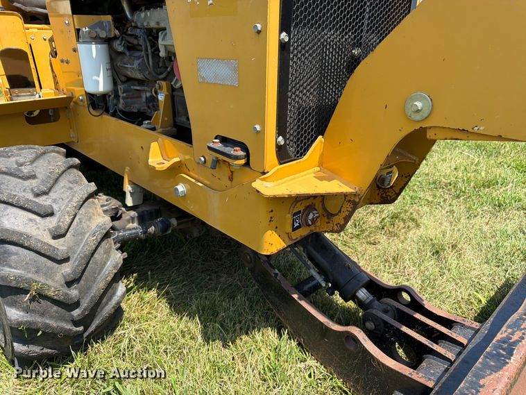image for item FK3276 2014 Vermeer RTX450 trencher