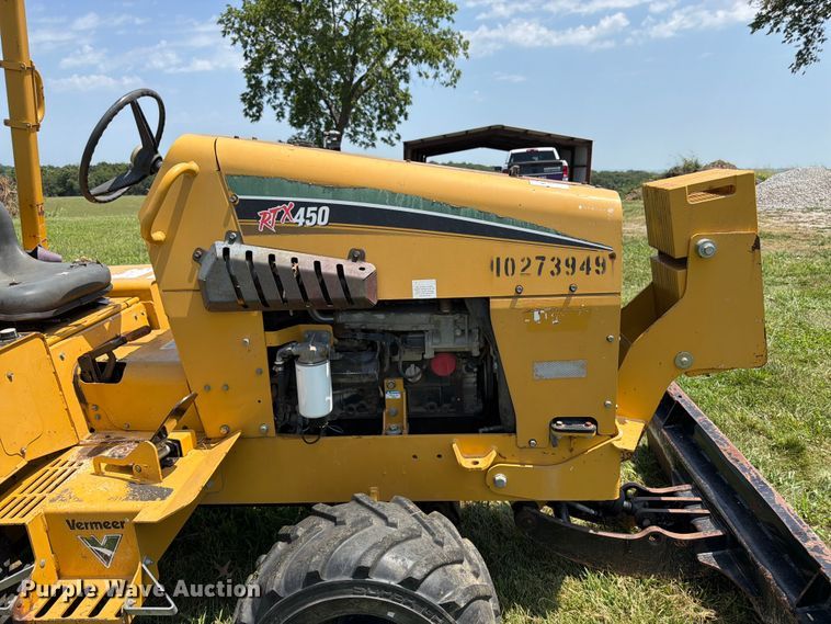 image for item FK3276 2014 Vermeer RTX450 trencher