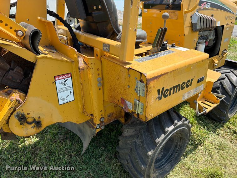 image for item FK3276 2014 Vermeer RTX450 trencher