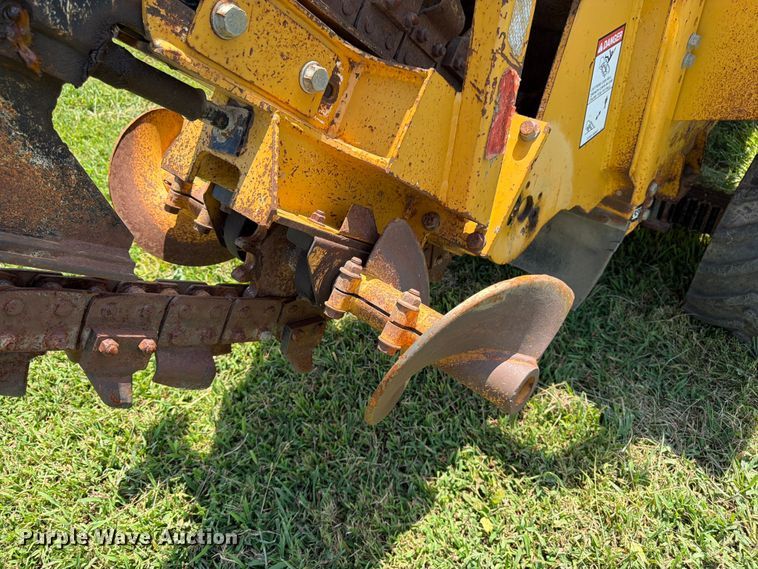 image for item FK3276 2014 Vermeer RTX450 trencher