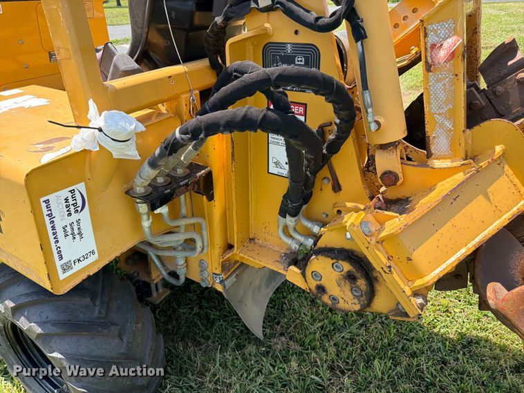 image for item FK3276 2014 Vermeer RTX450 trencher