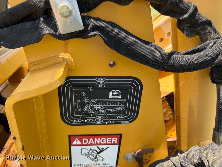 image for item FK3276 2014 Vermeer RTX450 trencher