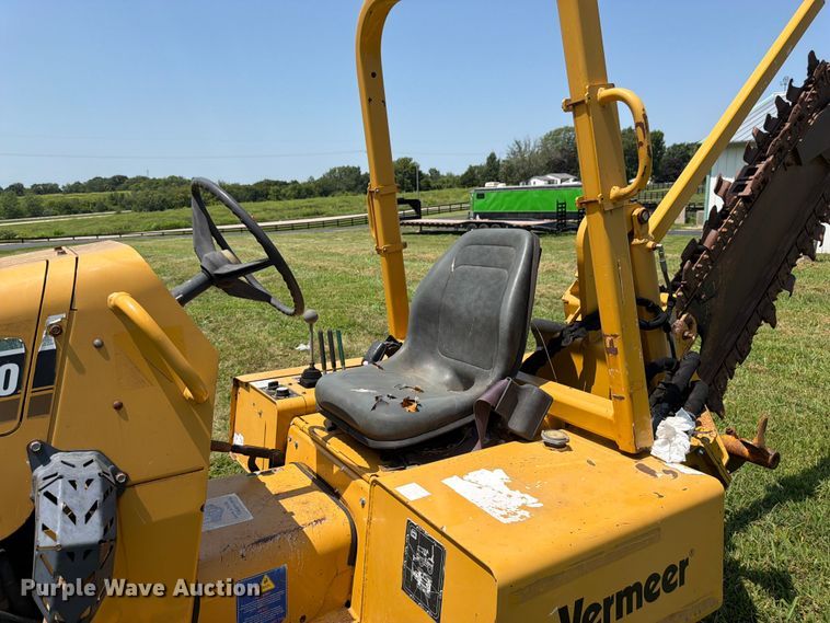 image for item FK3276 2014 Vermeer RTX450 trencher