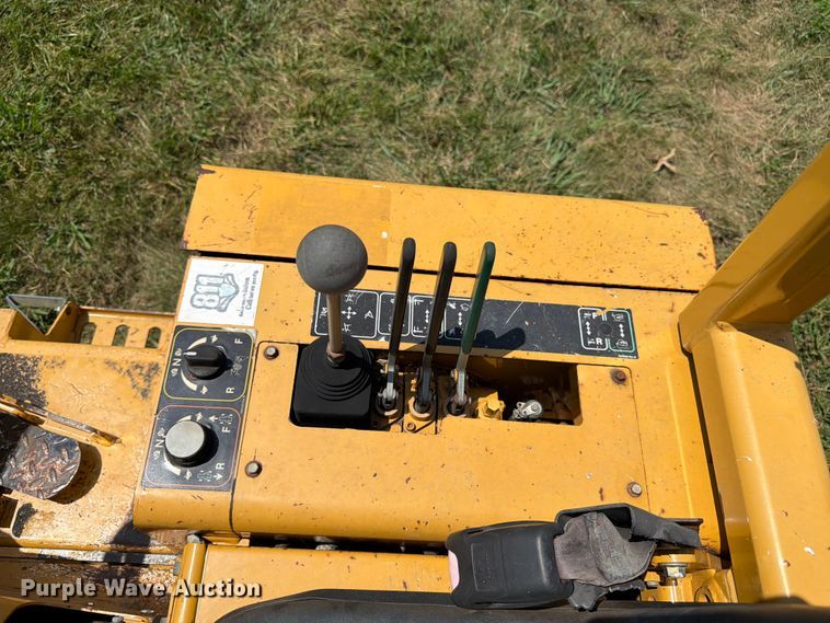 image for item FK3276 2014 Vermeer RTX450 trencher
