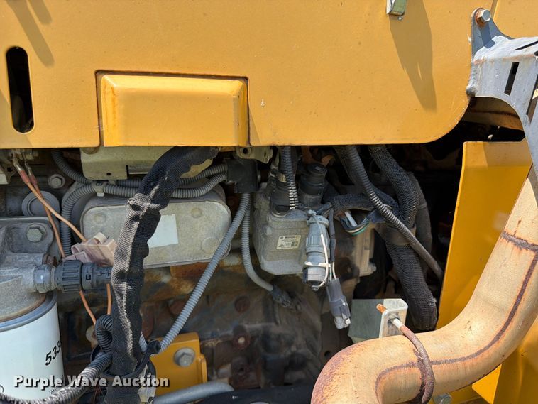 image for item FK3276 2014 Vermeer RTX450 trencher