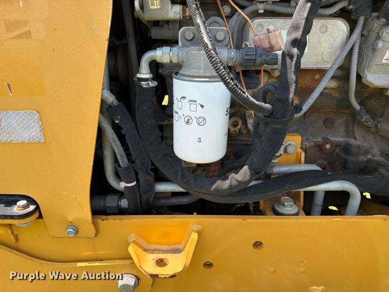 image for item FK3276 2014 Vermeer RTX450 trencher