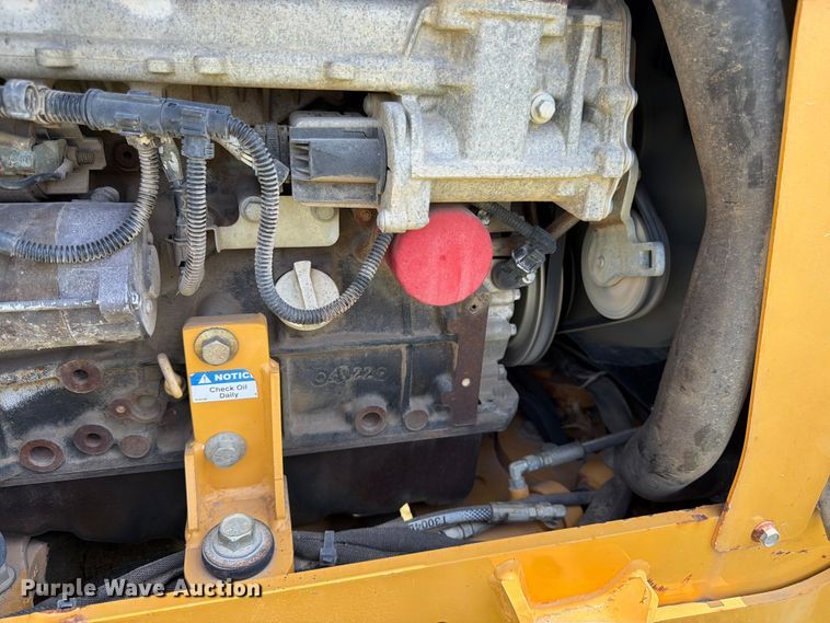 image for item FK3276 2014 Vermeer RTX450 trencher