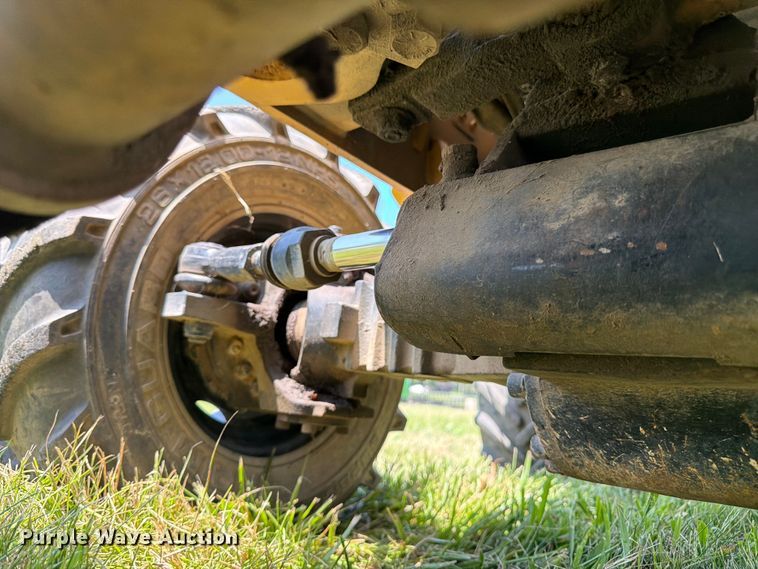 image for item FK3276 2014 Vermeer RTX450 trencher