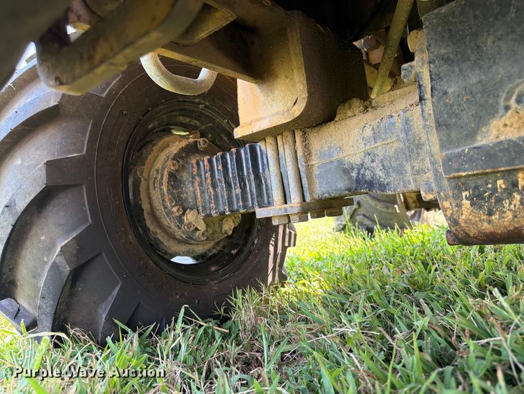 image for item FK3276 2014 Vermeer RTX450 trencher