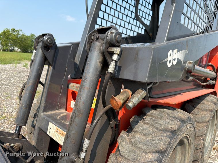 image for item FK3300 Thomas 85 skid steer loader