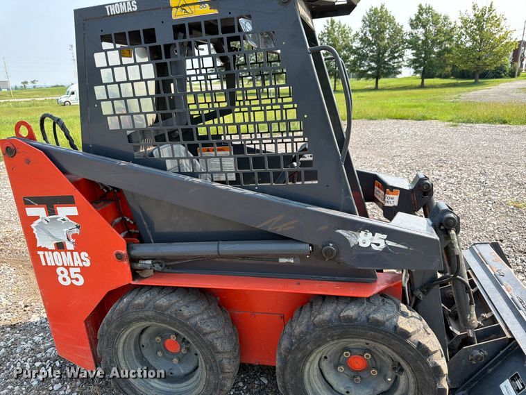image for item FK3300 Thomas 85 skid steer loader