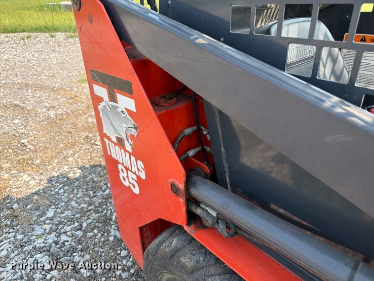 image for item FK3300 Thomas 85 skid steer loader