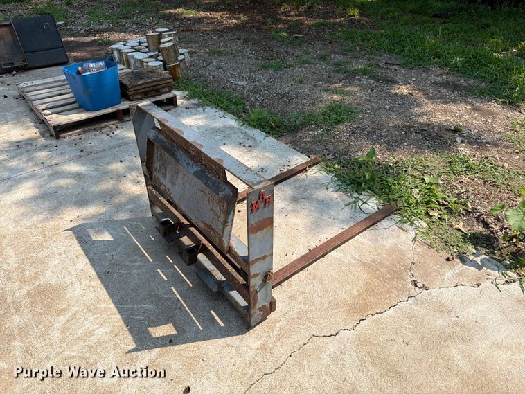 image for item FK3300 Thomas 85 skid steer loader