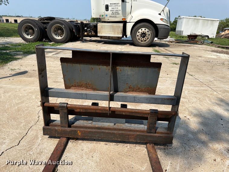 image for item FK3300 Thomas 85 skid steer loader